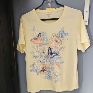 #16 Northern Reflections Pale Yellow Butterfly Floral Short Sleeve Tee